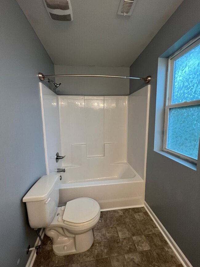 Building Photo - Beautiful 4 Bed, 2.5 Bath Home in Lillington