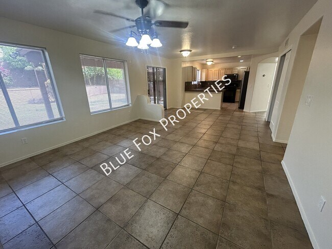 Building Photo - 5257 W Bobwhite Way