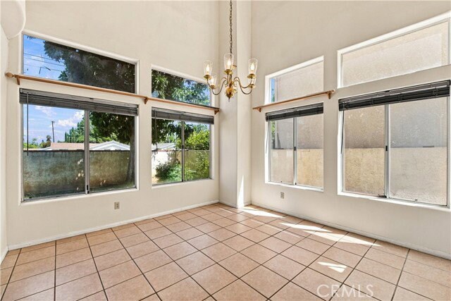 Building Photo - 7436 Bobbyboyar Ave
