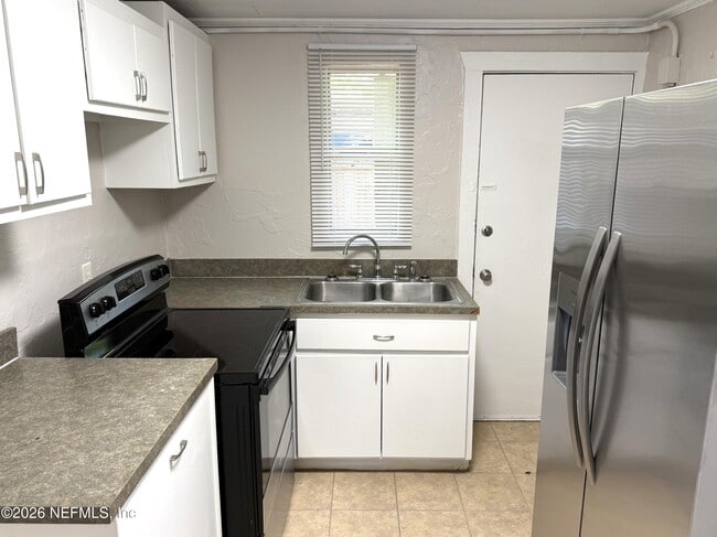 Building Photo - 5616 Atlee Ave