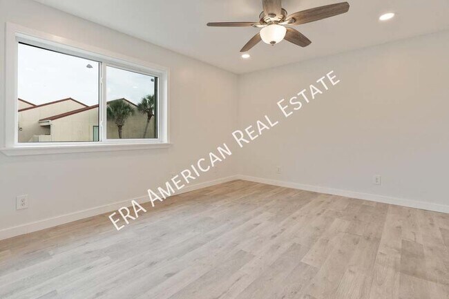 Building Photo - 228 Amberjack Dr