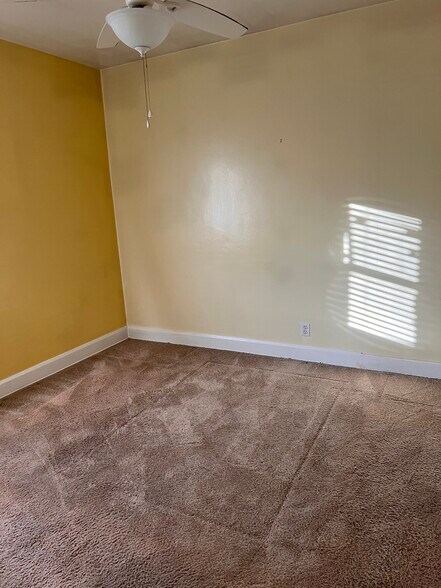 Building Photo - 11621 Havel Ave