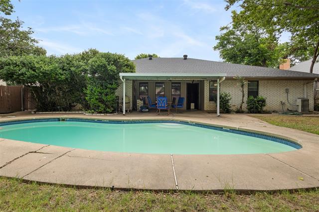 Building Photo - 7008 Church Park Dr