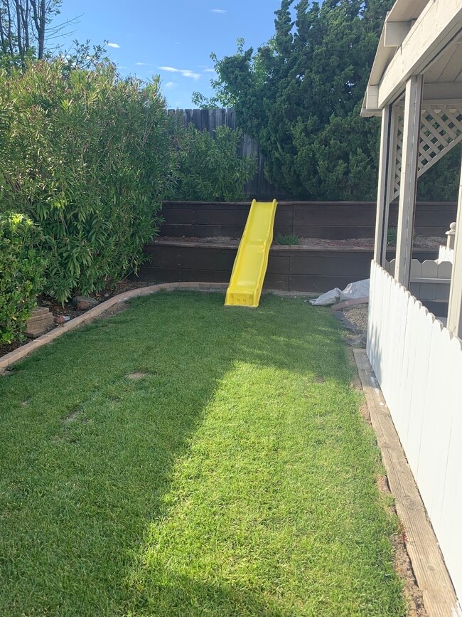 Building Photo - 7796 Woodren Ct