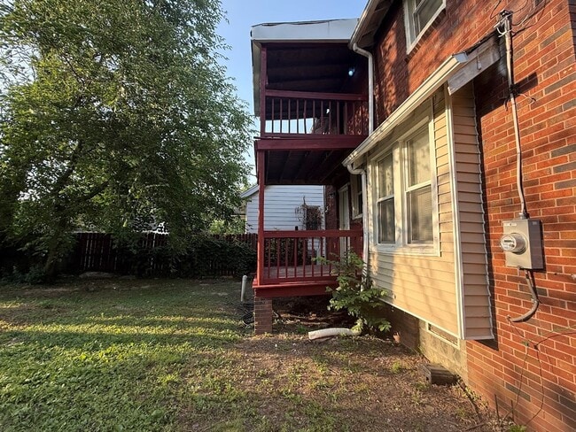 Building Photo - Open House Schedule Mon 9.1.25 @ 12:00pm, ...