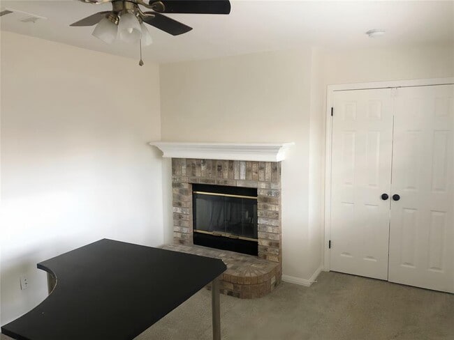 Building Photo - 1101 Old Ml Rd