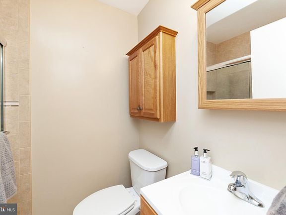 Building Photo - 5307 Greenough Pl