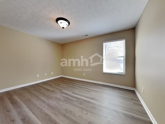 Building Photo - 1255 Arkansas Dr