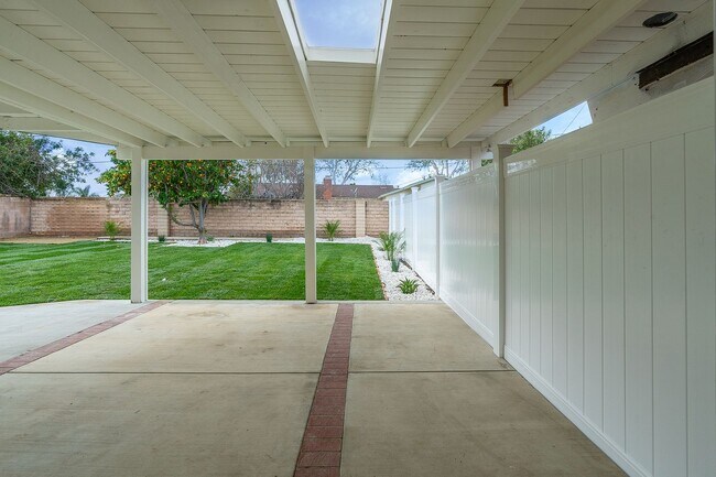 Building Photo - 3569 Austin Ave
