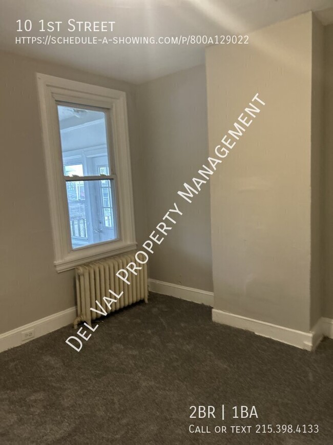 Building Photo - Spacious 2-Bedroom 1st-Floor Apartment for...