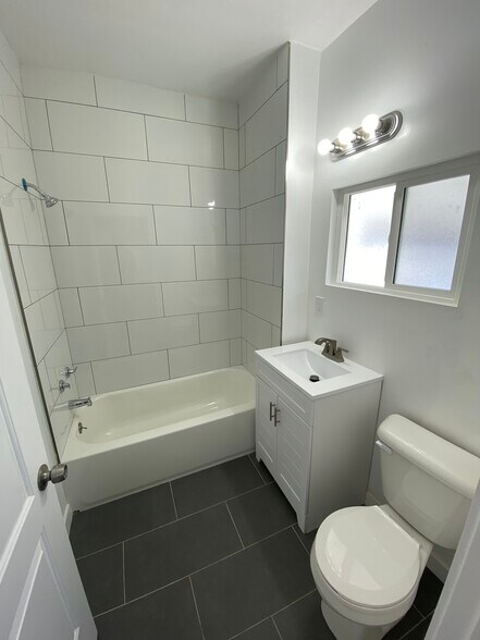 bathroom - 1917 E 2nd St