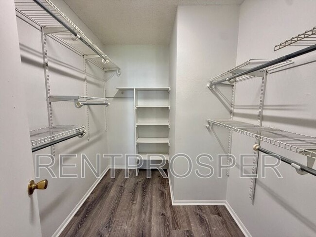 Building Photo - 4151 S Semoran Blvd