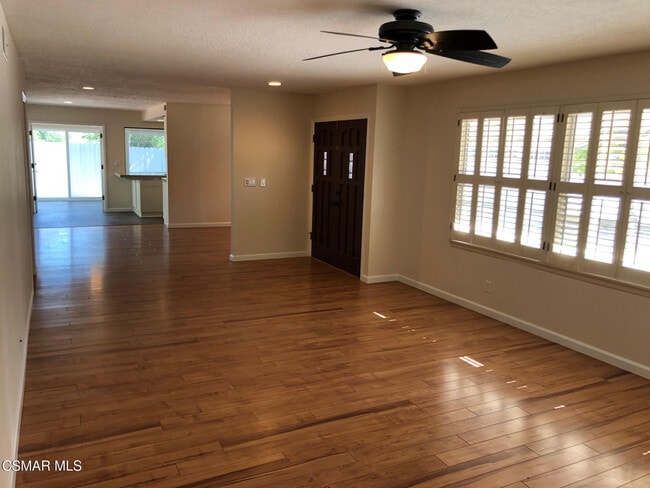 Building Photo - 1191 Calle Contento