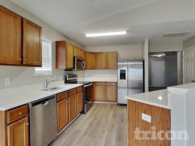 Building Photo - 149 Fox Grove Cir