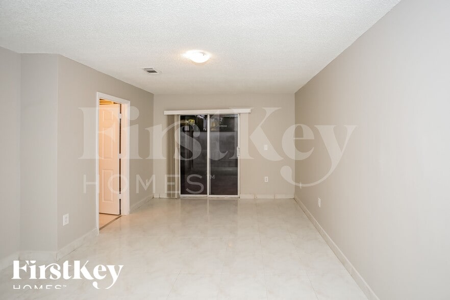 Building Photo - 13710 SW 181st Terrace