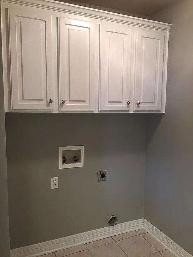 Building Photo - Close to Barksdale Air Force Base...