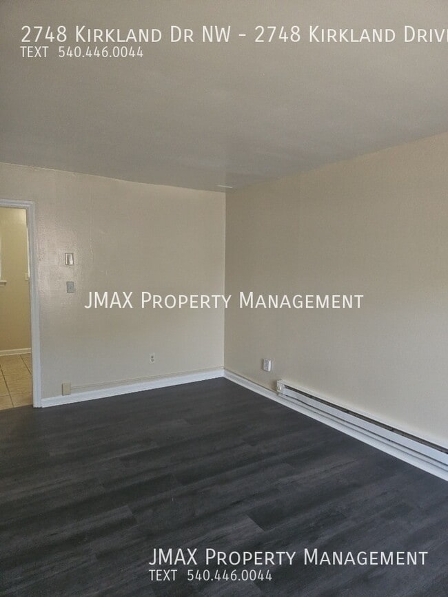 Building Photo - 2748 Kirkland Dr NW