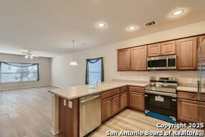 Building Photo - 23611 Silver Creek