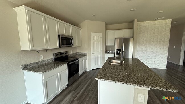 Building Photo - 2333 Merganser Dr