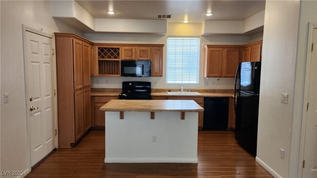 Building Photo - 10083 Bright Charisma Ct
