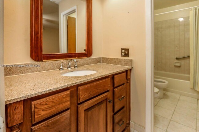 Building Photo - 2500 SW 113th Ct