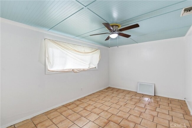 Building Photo - 3920 El Camino Dr