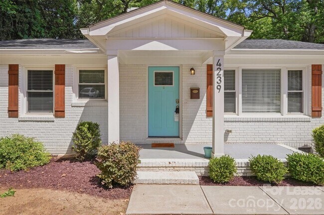 Building Photo - 4239 Dinglewood Ave
