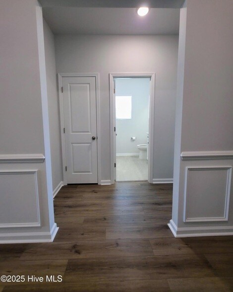 Building Photo - 344 Eagle Claw Dr