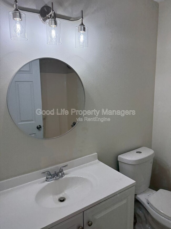 Building Photo - 9980 Bowman Ave