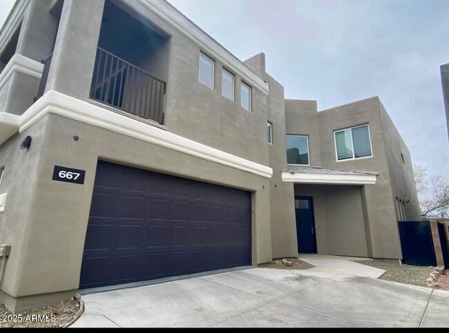 Primary Photo - 667 N. Encanto Village Way