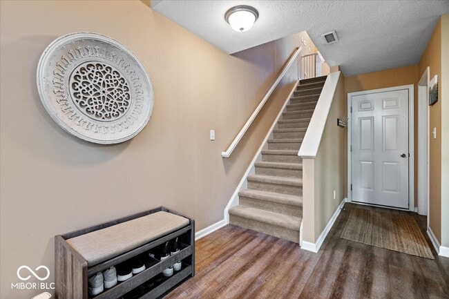 Building Photo - 11910 Riley Dr