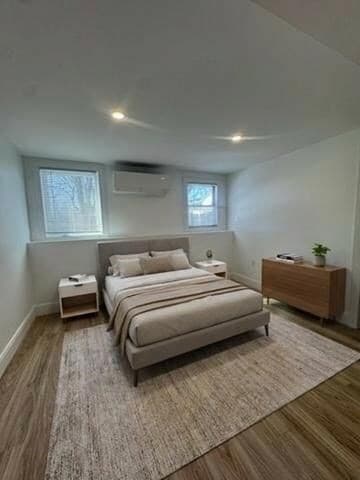 Building Photo - 507 Main St