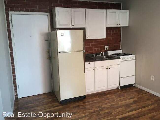 Building Photo - 1293 Neil Ave