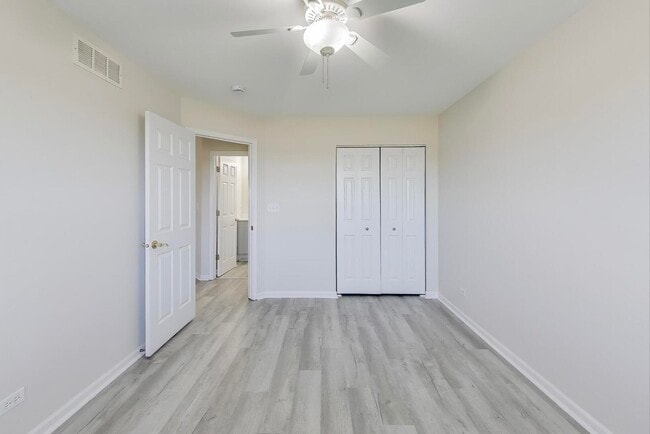 Building Photo - 23927 McMullin Cir