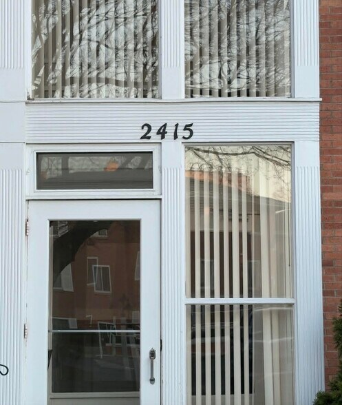 Building Photo - 2415 East Ave