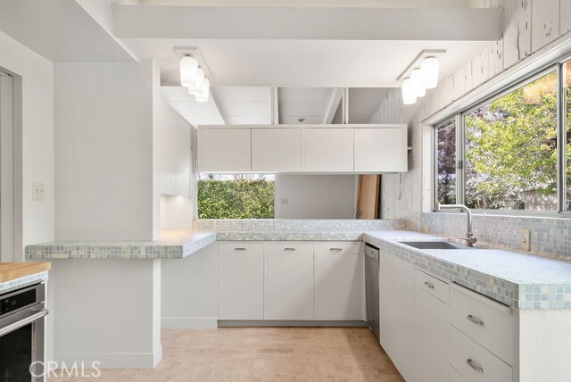 Building Photo - 6305 W 78th St