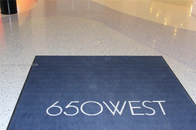 Building Photo - 650 West Ave