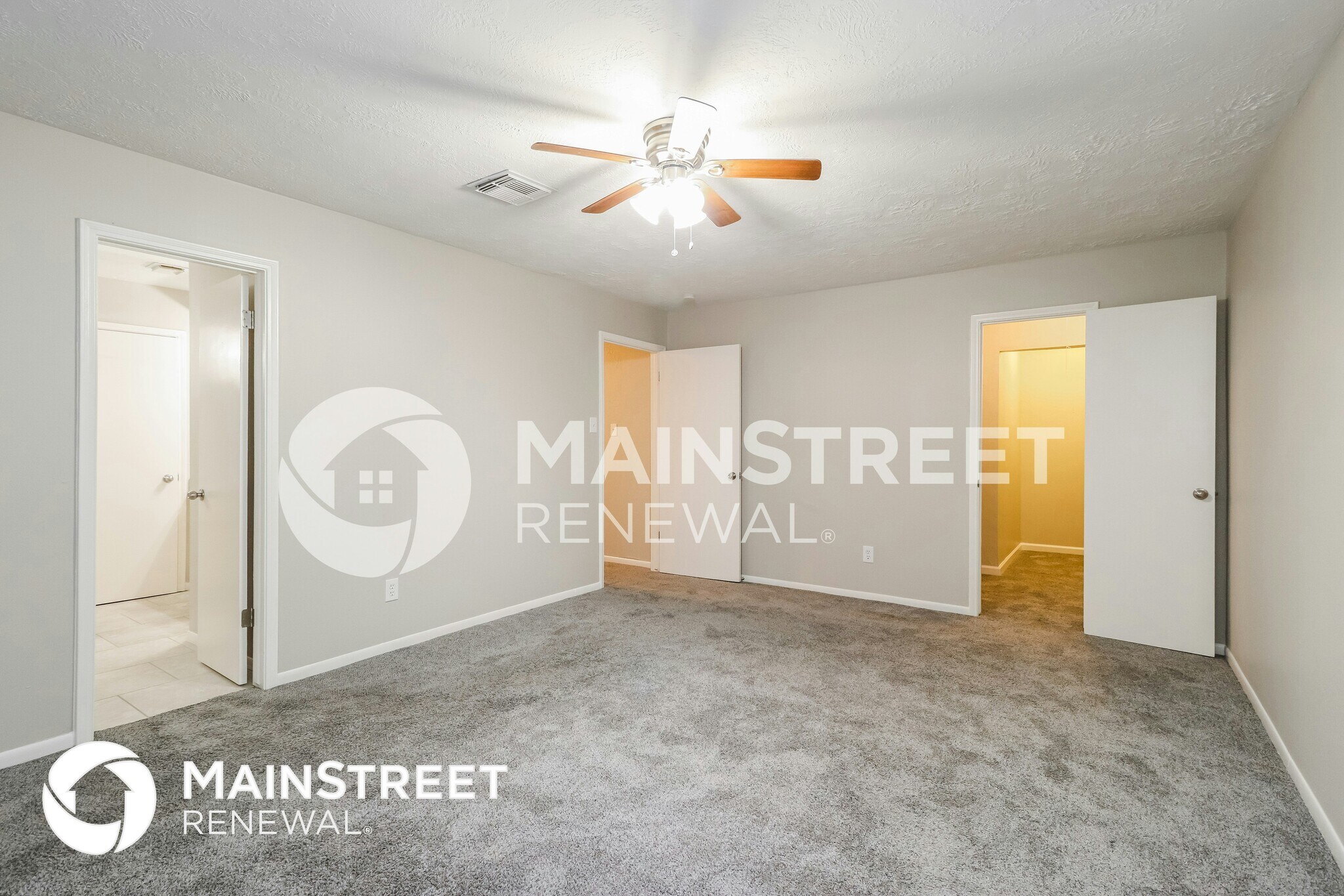 Building Photo - 647 Mosswood Dr