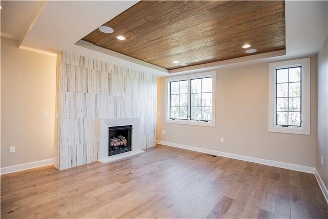 Building Photo - 4111 S Champions Dr