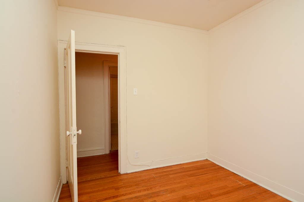 Building Photo - 4873 N Talman Ave