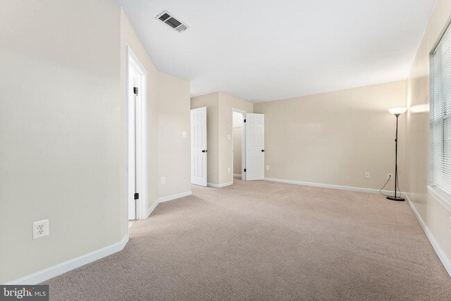 Building Photo - 731 Cedar Crest Dr