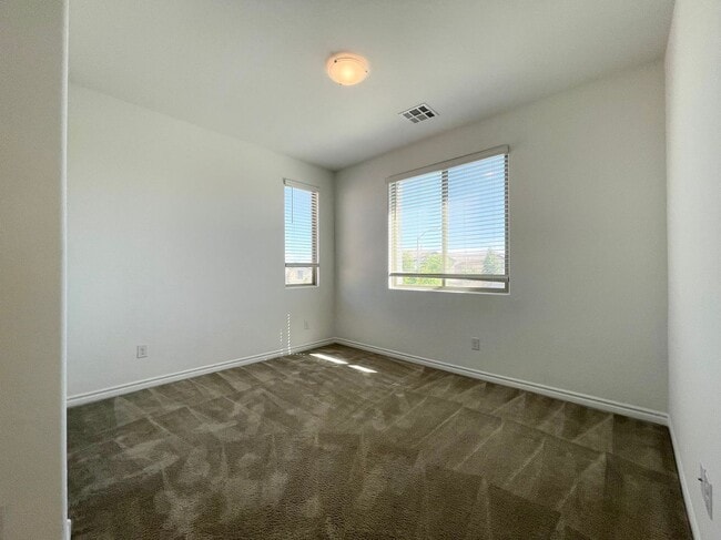 Building Photo - 917 Bayberry Ridge St