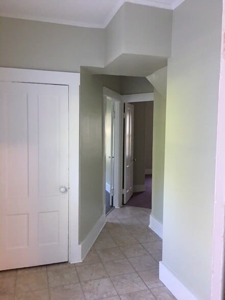 Building Photo - 92 Prospect St