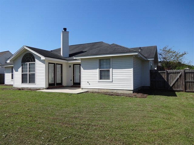 Building Photo - 15 Golden Grove Ln