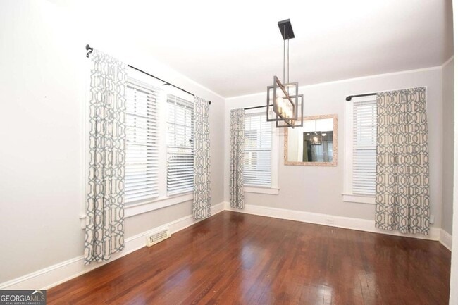 Building Photo - 3116 Jackson St