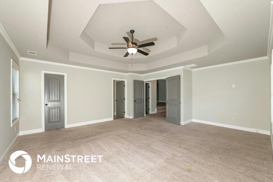 Building Photo - 837 Overlook Gln Dr