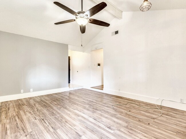 Building Photo - Charming 4BR / 2BA Home Featuring Fireplace, White Cabinets & Big Tree