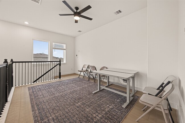 Building Photo - 4328 Avron Dr