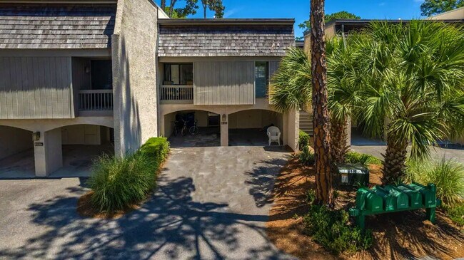 Building Photo - 13 Lighthouse Ln