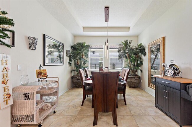 Building Photo - 585 Blue Cypress Dr